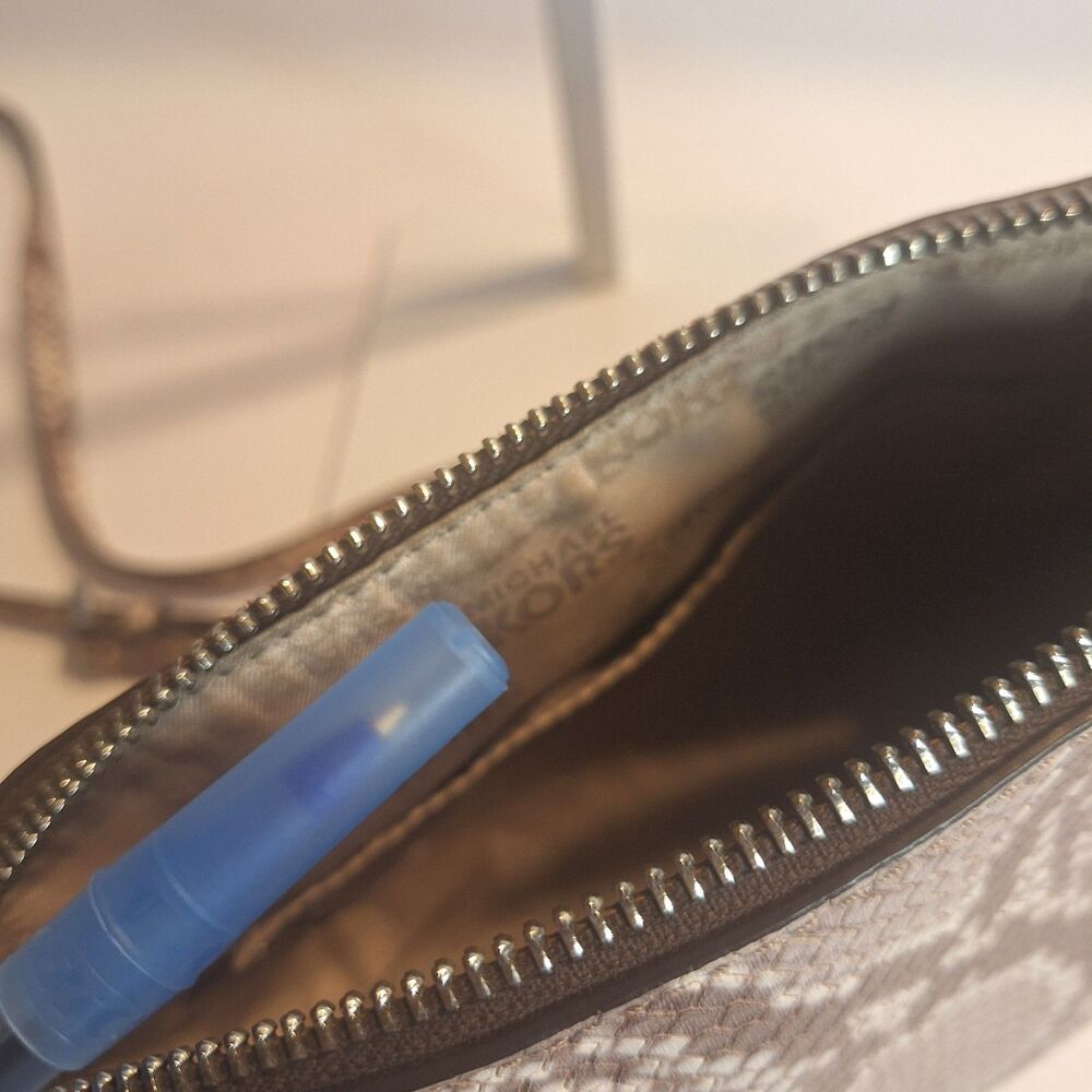 Michael Kors Snakeskin Embossed Leather Women's Crossbody Handbag - Picture 8 of 11